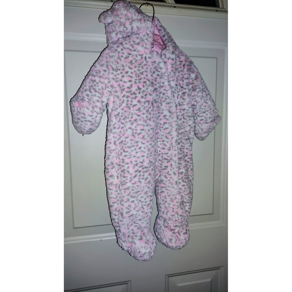Faux fur one piece Carter's size 3-6 months - Picture 4 of 8
